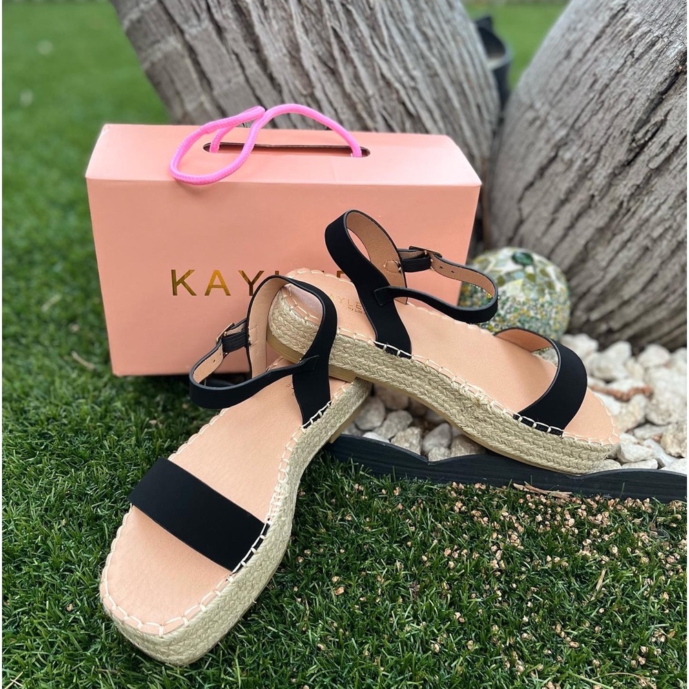 Black platform sandals